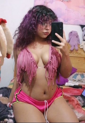 Bunny, 23, available for live video chat on GoMeetMe